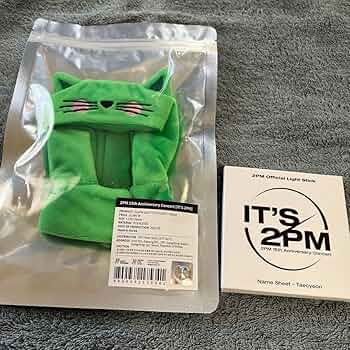 It&#39;s2pm ソウルコン　ウヨン　ペンライトカバーとペンライトシートのセット 71+p1kdO1HL._UF350,350_QL50_.jpg